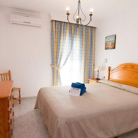 Pulguilla E Menyber Lägenhet Nerja Exteriör bild